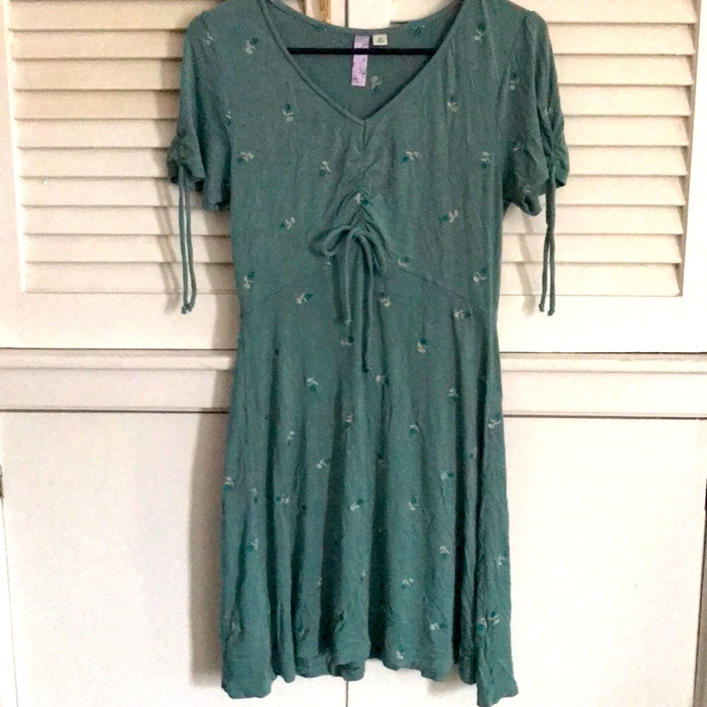 Shortie Bows and Rosets Dress